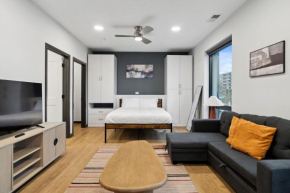 CozySuites Mass with parking lounge & roof deck #25